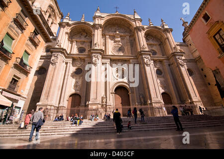 Hauptfassade der Kathedrale von Granada aus Pasiegas quadratisch, Renaissance-Architektur, Granada, Andalusien, Spanien Stockfoto