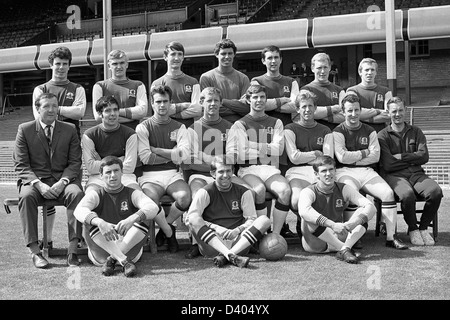 Aston Villa FC Fußball team 1967 Charlie Aitken, John Sleeuwenhoek, John Woodward, Colin Withers, Lew Chatterley, Dave Pountney Stockfoto