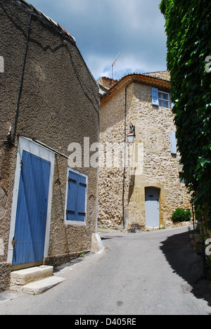 Typisches Steinhaus, Lourmarin Dorf, Vaucluse, Provence, Frankreich Stockfoto