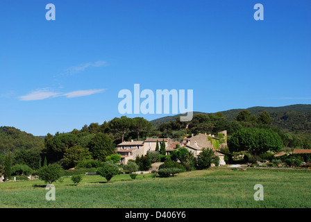 Typische Steinhäuser in Lourmarin Dorf, Departement Vaucluse, Provence, Frankreich Stockfoto