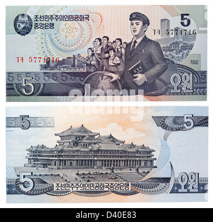 5-Won-Banknote, Kim Il-Sung-Universität in Pjöngjang, Nordkorea, 1998 Stockfoto