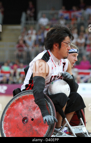 Daisuke Ikezaki von Japan V GB in den Rollstuhl-Rugby (Pool Phase Gruppe A) bei der Basketball-Arena bei den Spielen London 2012 Stockfoto