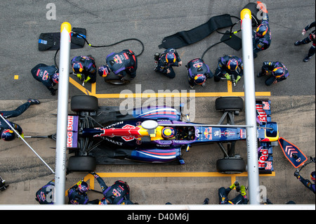 PitStop Mark Webber (AUS), Red Bull Racing Renault RB9, Formel-1-Testsitzungen Stockfoto