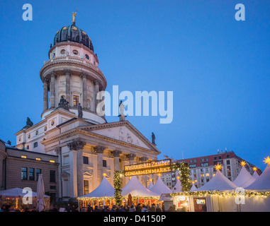 Weihnachtsmarkt Gendarmenmarkt, Gendarmenmarkt, Berlin, Deutschland Stockfoto