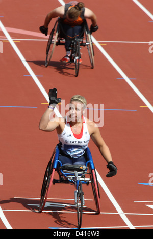 Hannah Cockroft GB gewinnt ihre Wärme in der Damen 200m - T34 im Olympia-Stadion in London 2012 Paralympischen Spiele. Stockfoto