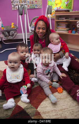 Smart Kids Are Us, einer multikulturellen Kindergarten und frühen Learning Center in Brooklyn, New York. Stockfoto