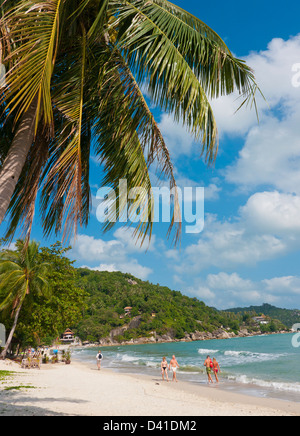 Menschen am Strand von Thong Nai Phan in Koh Phangan Thailand Stockfoto