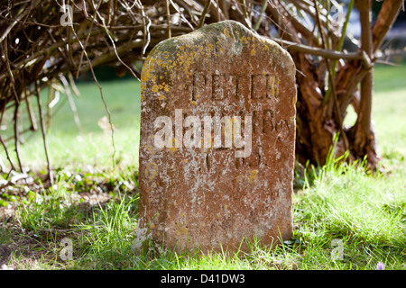 Das Grab von "Peter Wild Boy" in st. Marien Kirche, Northchurch, Hertfordshire Stockfoto