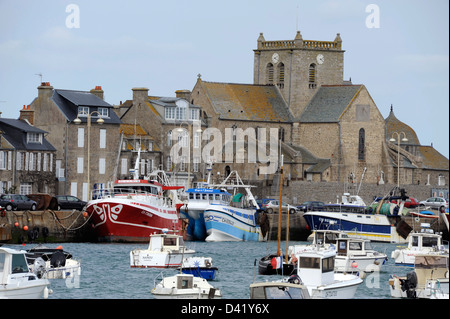 Kirche Saint-Nicolas, Barfleur, Angeln, Hafen, Manche, Region Basse-Normandie, Cotentin, Frankreich Stockfoto