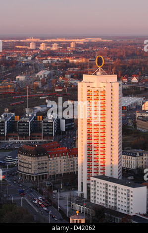 Leipzig, Deutschland, Wintergarten-Hochhaus mit dem Charakter der Stadt Leipzig Stockfoto