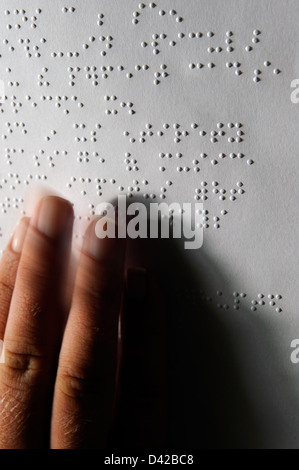 Hand lesen braille Stockfoto