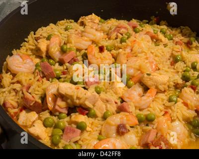 Spanische Paella, Reisgericht, valencianische Hauptgericht Stockfoto