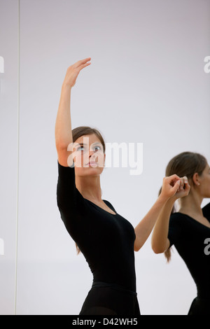 Freiburg, Deutschland, eine junge Balletttaenzerin Stockfoto