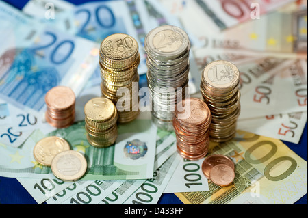 Hamburg, Deutschland, Euro-Banknoten und Euromuenzen Stockfoto