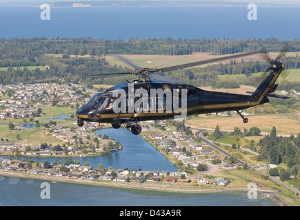 U.S. Customs and Border Patrol Blackhawk; Luft und Marine Stockfoto