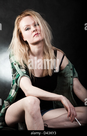 Schöne blonde dänischen kaukasischen White Trash Frau Stockfoto