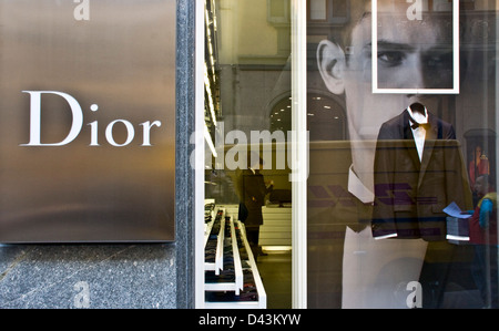 Christian Dior Designer Luxus Shop Shop Boutique Schaufenster Via Montenapoleone Mailand Lombardei Italien Europa Stockfoto