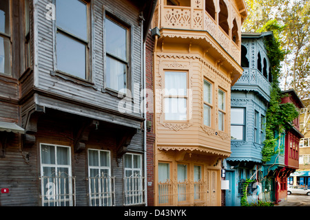 Simitci Tahir Sokak, Historische Holzhäuser, Kuzguncuk, Istanbul, Ägypten Stockfoto