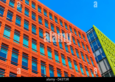 Niedrige Angle View of Central Saint Giles, Central Saint Giles, London, UK Stockfoto