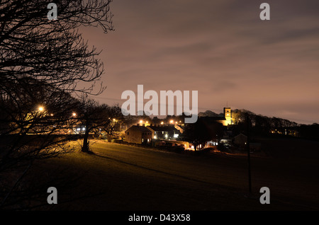 Ein Blick auf die Kirche im Dorf Wortley Stockfoto