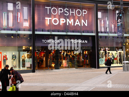 Topshop und Topman Shop im Stadtzentrum von Leeds, Yorkshire Stockfoto