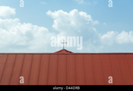 Rotes Dach von Frederick Lutheran Church in der alten Stadt Charlotte Amalie St Thomas USVI Stockfoto