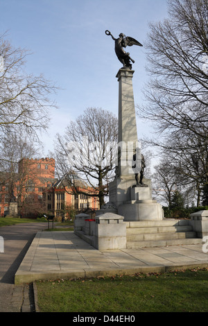 Kriegsdenkmäler im Weston Park in Sheffield England Stockfoto