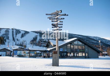 Marker, die Erteilung von Anweisungen an die Geilolia Skisenter in Geilo, Norwegen Stockfoto