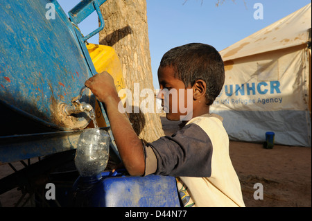 BURKINA FASO Djibo, malischer Flüchtlinge, vor allem Touareg Refugee Camp Mentao des UNHCR, floh sie durch Krieg und islamistischen Terror Stockfoto