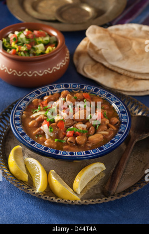 Ful Medames Fava Bohnen Gericht Nahost Stockfoto