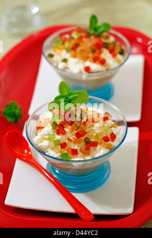 Kastaniencreme mit Käse. Rezept zur Verfügung. Stockfoto