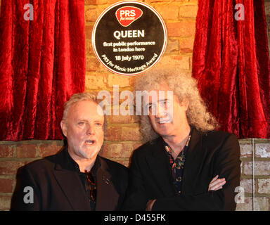 ROGER TAYLOR & BRIAN können PRS für Musik Ehren Königin mit einem HERITAGE AWARD IMPERIAL COLLEGE LONDON UK 5. März 2013 Stockfoto