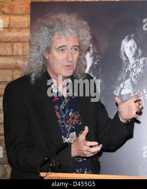 BRIAN MAY PRS für Musik Ehren Königin mit einem HERITAGE AWARD IMPERIAL COLLEGE LONDON UK 5. März 2013 Stockfoto