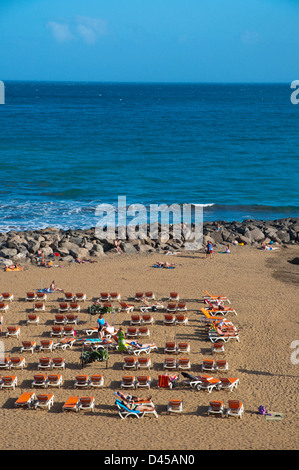 Strand direkt vor der Uferpromenade Paseo Costa Canaria Playa del Ingles Resort Gran Canaria Insel der Kanarischen Inseln-Spanien Stockfoto