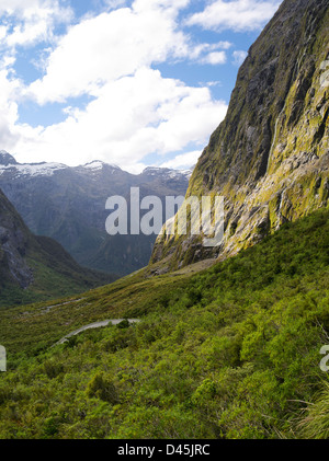 Blickte der Cleddau River Valley, westlich von dem Hause Tunnel Highway 94, auf der Strecke von Te Anau zum Milford Sound, Fiordlan Stockfoto