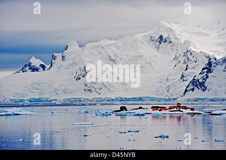 Die atemberaubende Aussicht auf Paradies-Hafen in der Antarktis Stockfoto