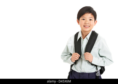 Studioaufnahme des chinesischen jungen In Schuluniform Stockfoto