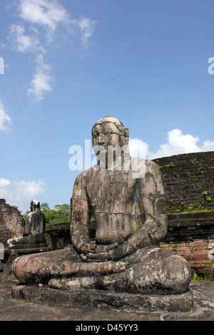 Einer der vier Buddha-Statuen, die die Dhyana Mudra, Polonnaruwa Vatadage Sri Lanka darstellen Stockfoto