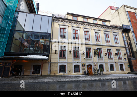 Olhallen Macks Bierhalle und Tromsos älteste Pub-Troms-Norwegen-Europa Stockfoto