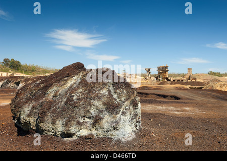 Beschädigte Gebäude in São Domingos Mine, eine verlassene Tagebau-mine in Mértola, Alentejo, Portugal. Stockfoto