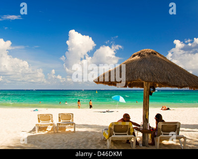 Am Strand in Mahekal Resort in Playa del Carmen Stockfoto