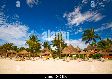 Am Strand in Mahekal Resort in Playa del Carmen Stockfoto