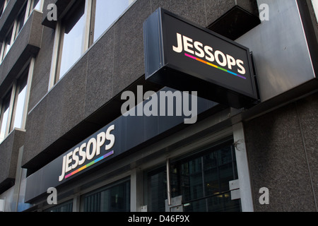 Eine stillgelegte Jessops Fotogeschäft und Beschilderung, Fenchurch Street, central London. Stockfoto