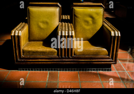 Sitzgelegenheiten im Wartebereich der union Station in Los angeles Stockfoto