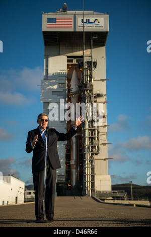 Die Landsat Data Continuity Mission startete am 11. Februar 2013 von der Luftwaffenbasis Vandenberg mit einer Atlas-V-Rakete, um das Landsat-Programm fortzusetzen und satellitengestützte Erdbeobachtung und Umweltüberwachung zu ermöglichen. Stockfoto