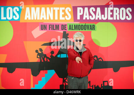 Spanische Regisseur Pedro Almodovar besucht die "Los Amantes Pasajeros" Photocall im Espacio Fundacion Telefonica am 6. März 2013 in Madrid, Spanien. Stockfoto