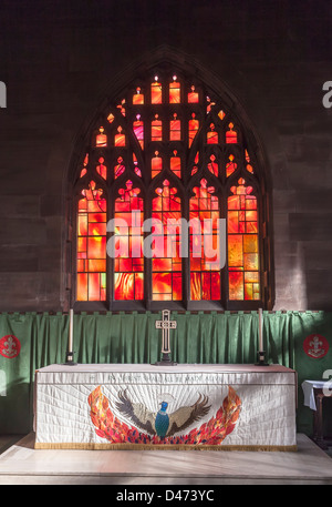 Manchester Kathedrale: Kathedrale und Collegiate Church of St Mary, Saint-Denys und St. George in Manchester - Feuer-Fenster Stockfoto