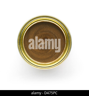 Topf mit goldener Farbe auf weißem Hintergrund ausschneiden Stockfoto