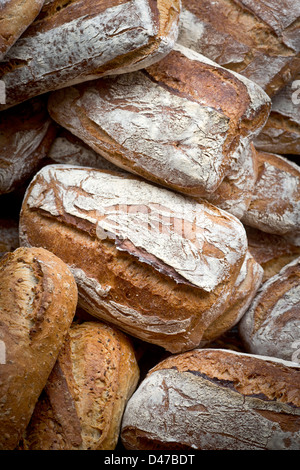 Eine Anzeige von mehreren Arten von Brot (Frankreich). -Typen Brote Vorstellung de différent de Schmerzen. Stockfoto