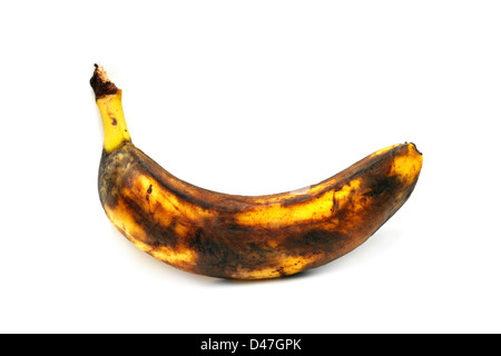 überreife Bananen isoliert auf weiss Stockfoto